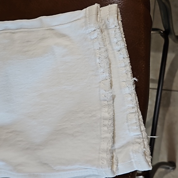 Abercrombie & Fitch The 90s Straight Ultra High Rise Jeans Distressed White NWT - Picture 4 of 4